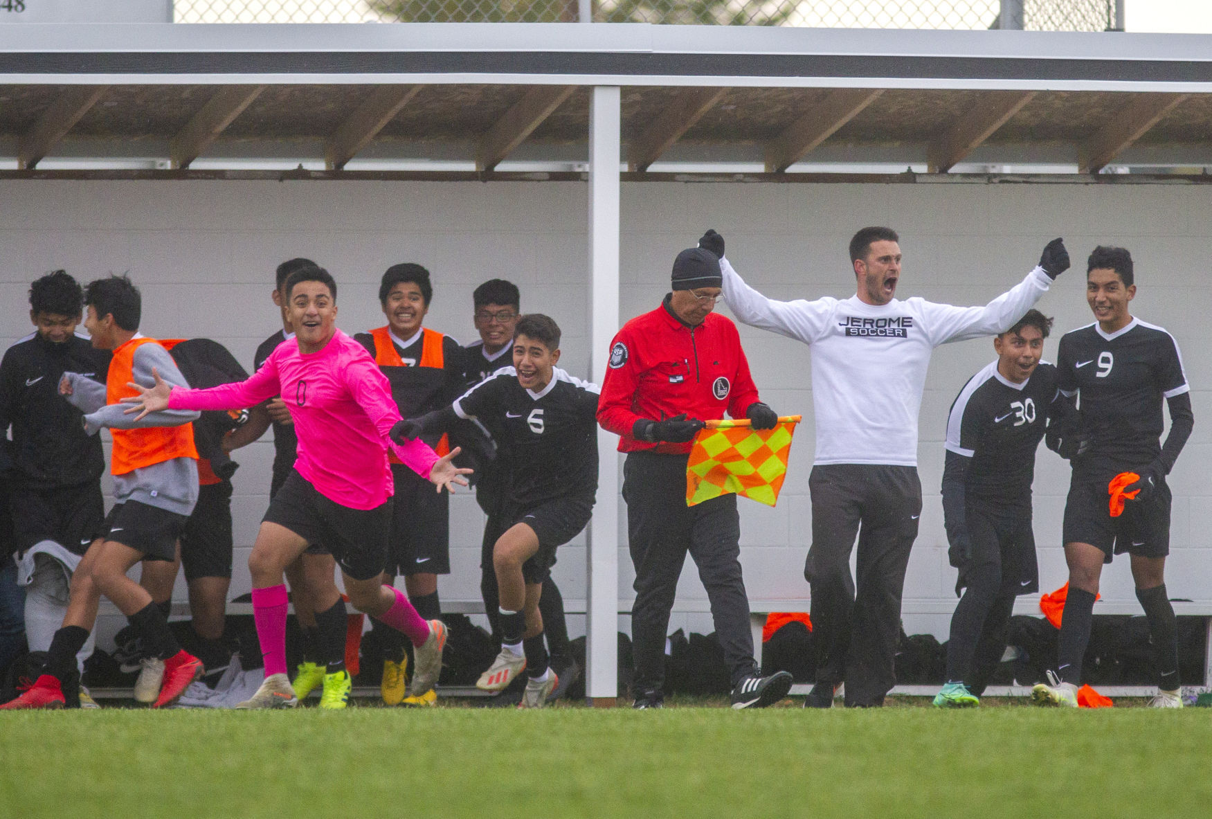 Jerome claims district title